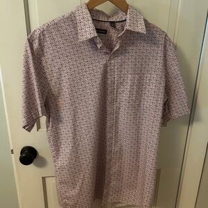 Men’s light weight short sleeve button up shirt